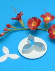 Freesia Cutter One size only