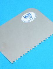 Combed Stainless Steel Side Scraper